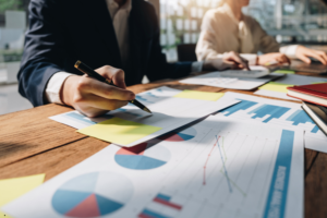 7 negócios lucrativos para investir em 2025